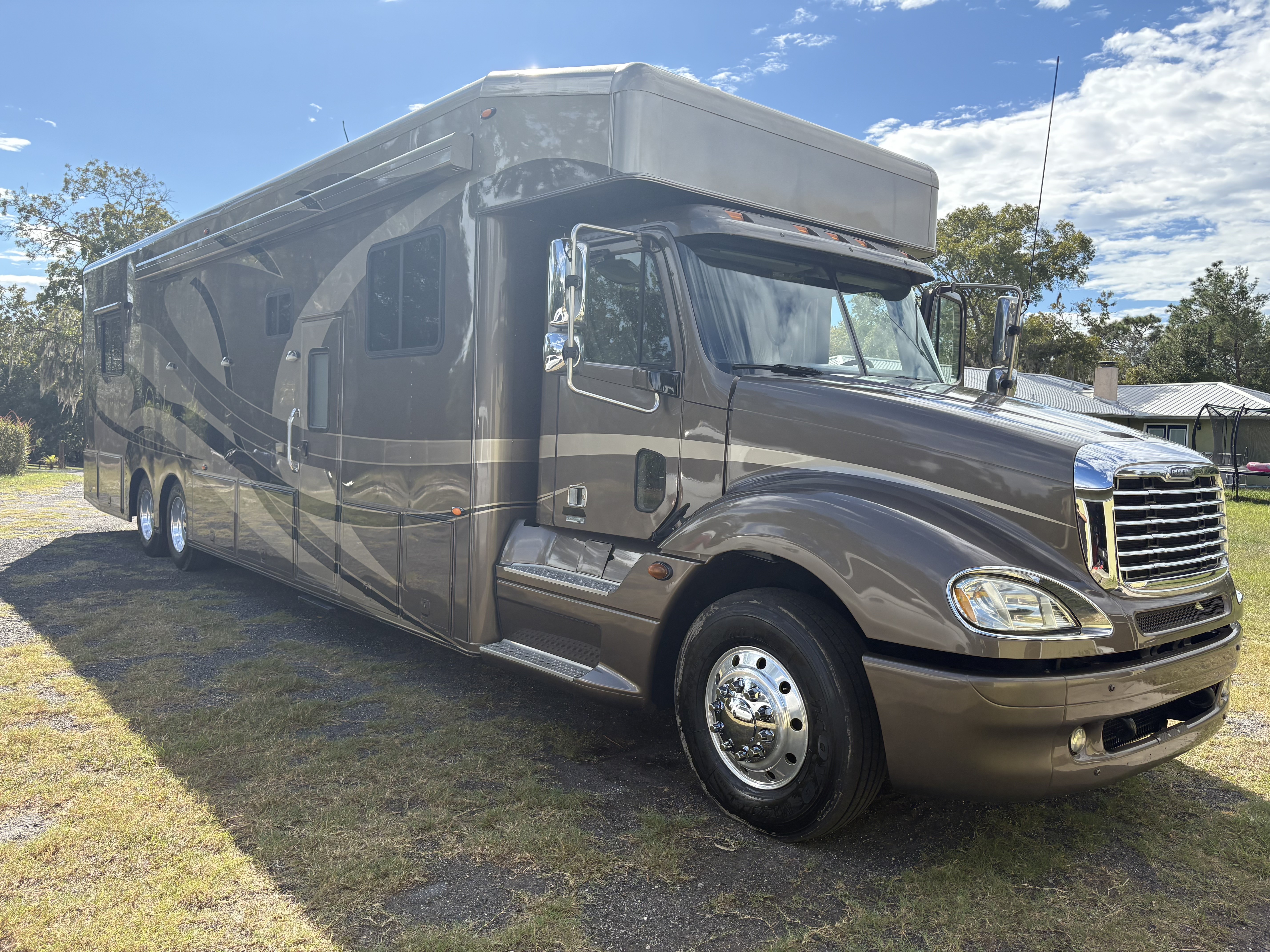 Used 2007 NRC 45' Motorcoach